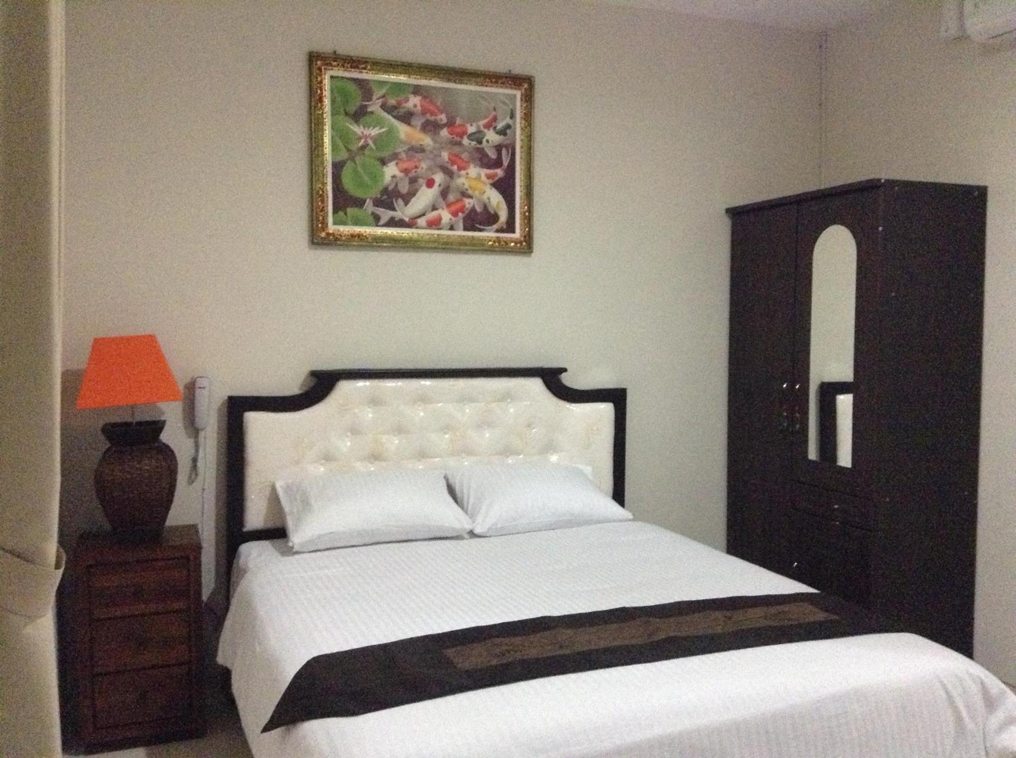 Tuban Torres Accommodation Kuta Lombok Exterior foto